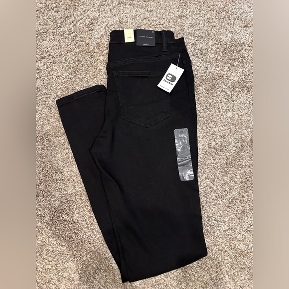 Flying Monkey Black Mid Rise Skinny Jeans size 30R NWT - Picture 3 of 9